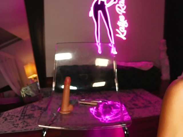 Checkout BongaCams's Katyerave katyerave from BongaCams