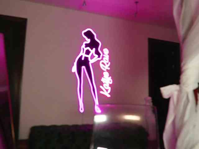 katyerave Live Webcam on BongaCams