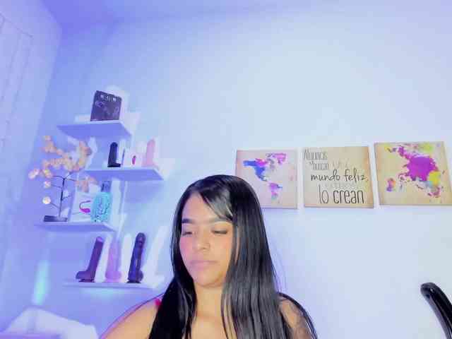 sexxynicol webcam