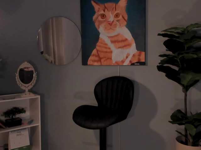 LiaPearce's BongaCams show and profile