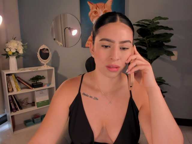 LiaPearce's BongaCams show and profile