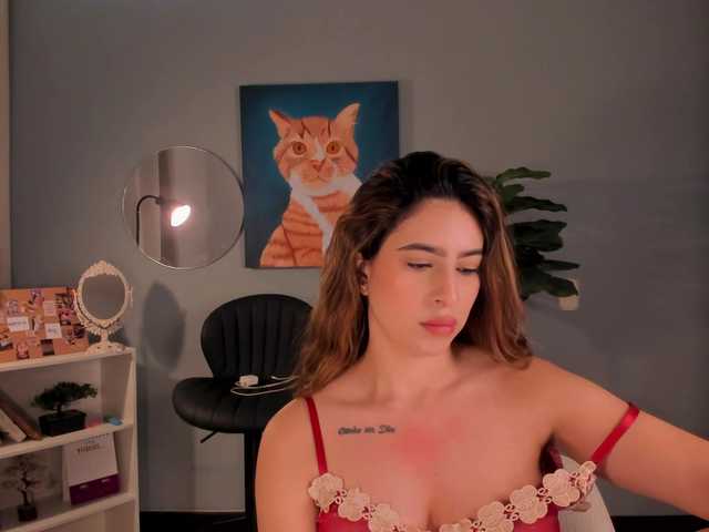 LiaPearce's BongaCams show and profile