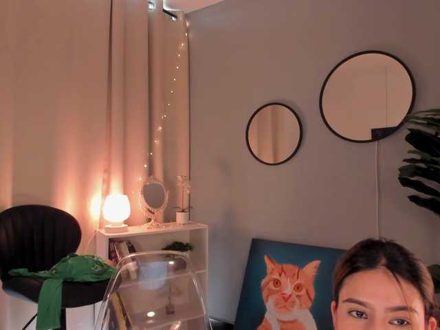 LiaPearce webcam
