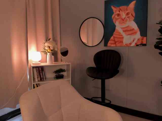 LiaPearce webcam