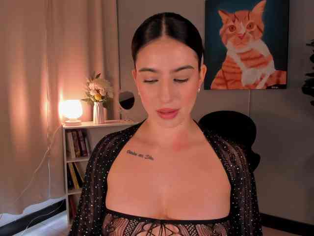 LiaPearce webcam