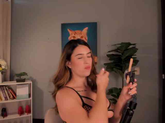 LiaPearce Live Webcam on BongaCams