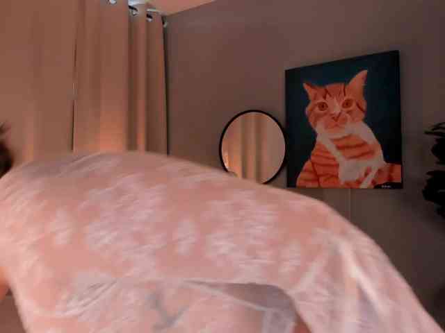 LiaPearce webcam