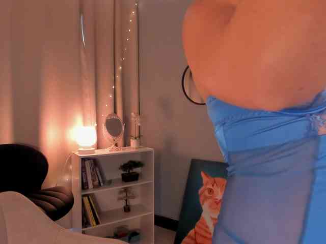 LiaPearce webcam