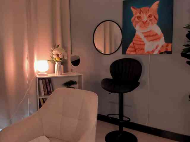 LiaPearce webcam