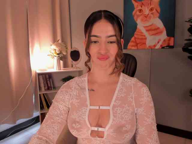 LiaPearce webcam