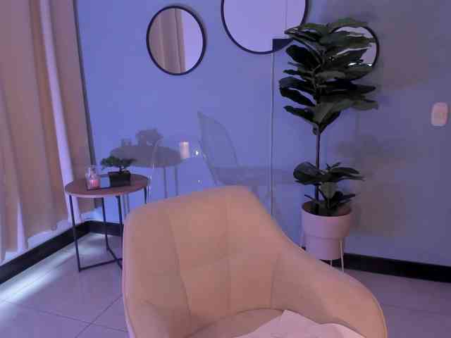 LiaPearce webcam