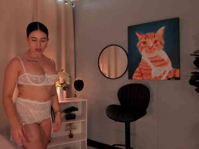 LiaPearce webcam