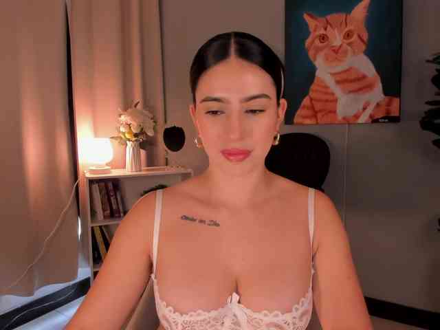 LiaPearce webcam