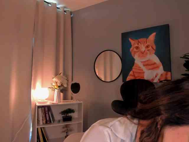 LiaPearce webcam