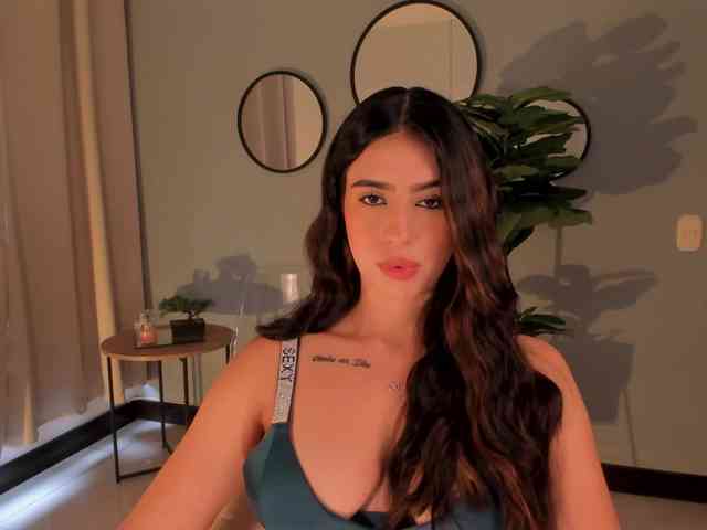 LiaPearce webcam