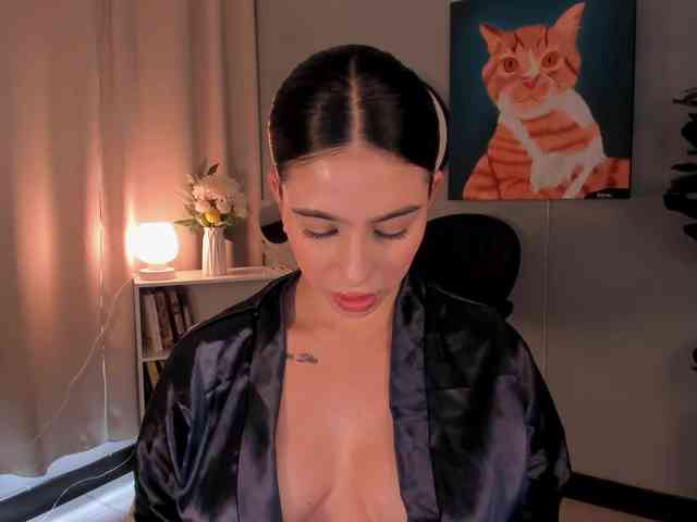 LiaPearce webcam
