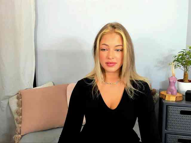 LilyGold webcam