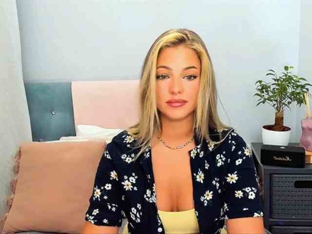 LilyGold webcam