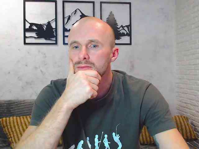 DoctorRamsey Live Webcam on BongaCams