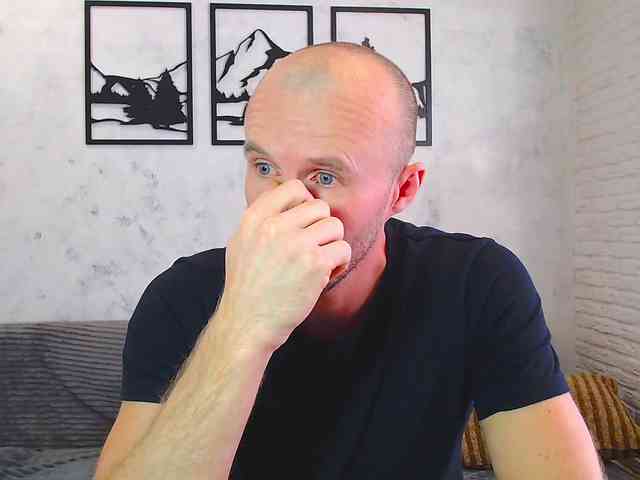 DoctorRamsey Live Webcam on BongaCams