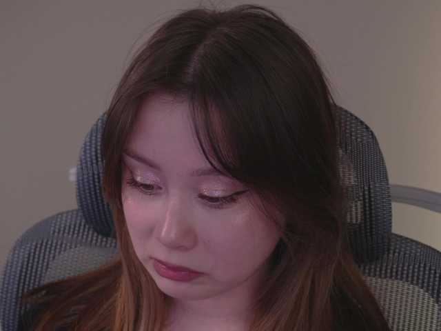 le modèle damilui est en webcam porno dans un show sur le site bongacams, il possède les tags suivants: Asian,Blonde,Shaved