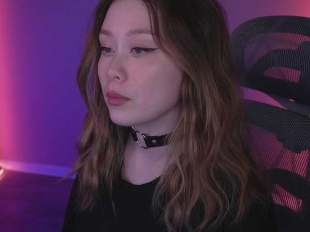 damilui's BongaCams show and profile