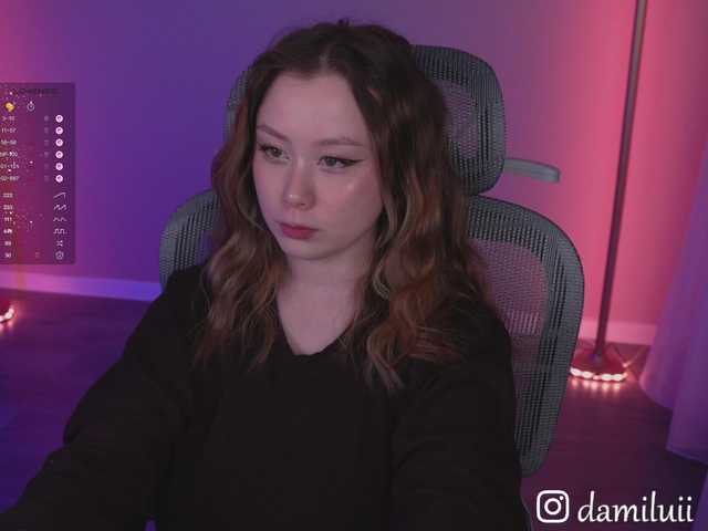 damilui's BongaCams show and profile