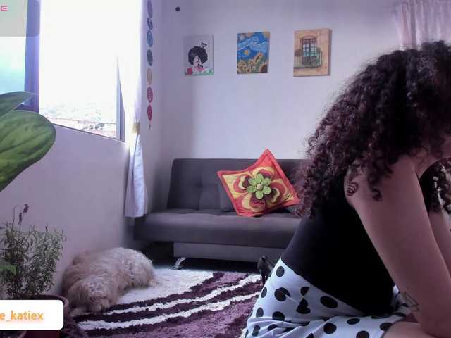 Just-katiex Live Cam on BongaCams