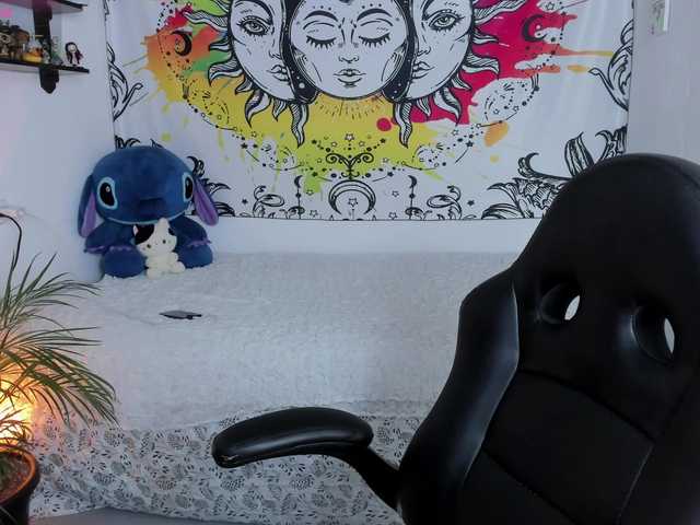 Just-katiex Live Cam on BongaCams