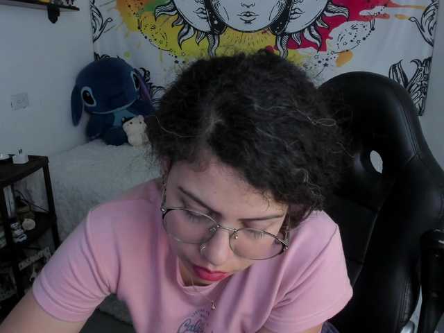 Just-katiex's BongaCams show and profile