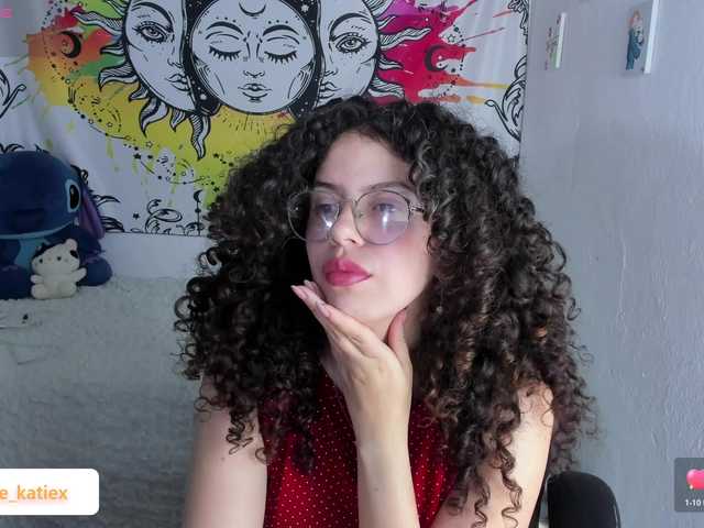 Just-katiex's BongaCams show and profile