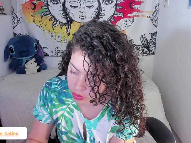 Just-katiex's BongaCams show and profile