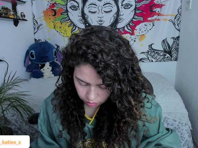 Just-katiex webcam bongacams model stream image