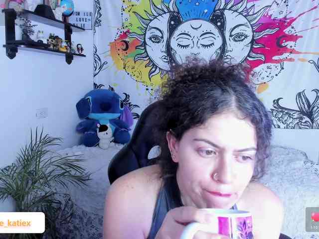 Just-katiex Just-katiex