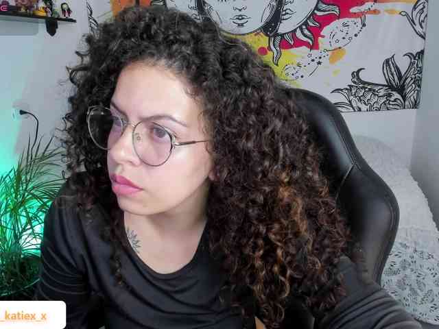 Just-katiex Just-katiex