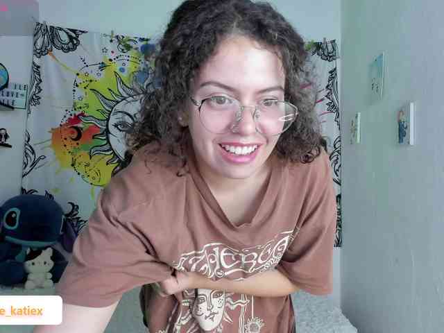 Just-katiex Just-katiex