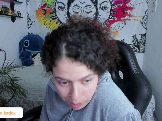Just-katiex Just-katiex