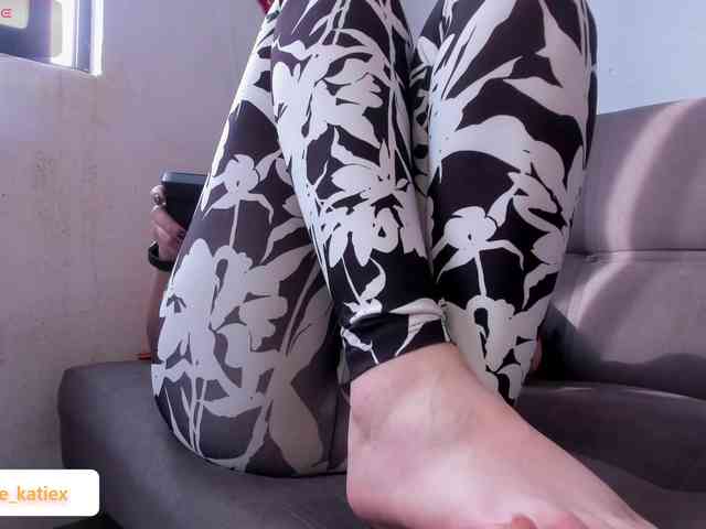 Just-katiex Just-katiex