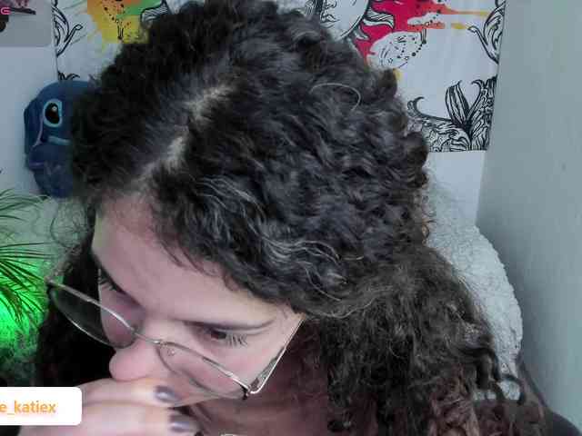 Just-katiex Just-katiex