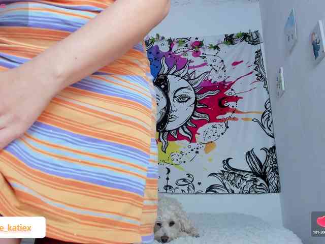 Just-katiex Just-katiex