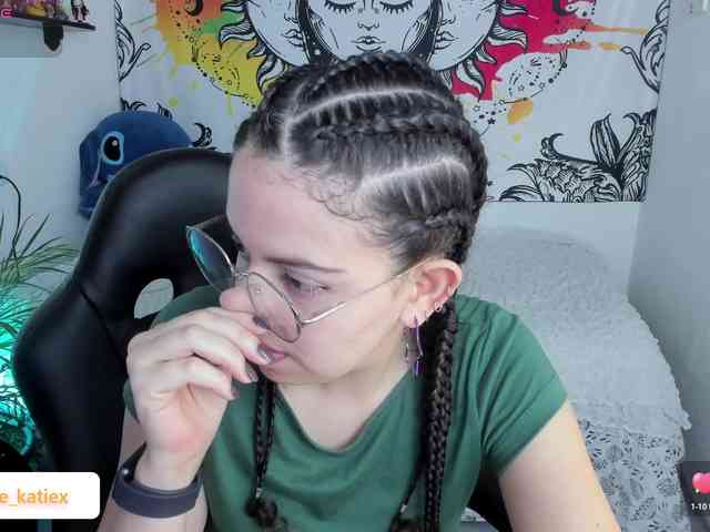 Just-katiex Just-katiex