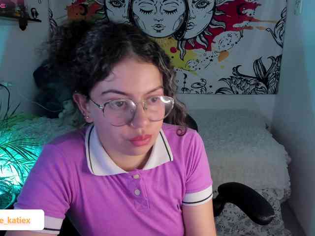 Just-katiex Just-katiex