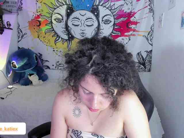 Just-katiex Just-katiex