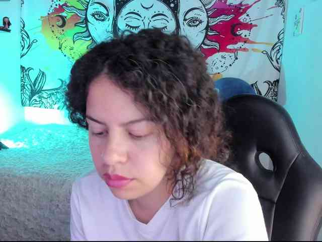 Just-katiex webcam