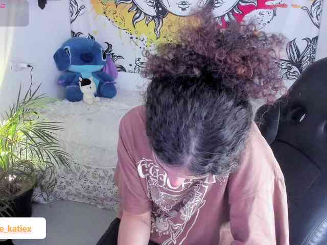 Just-katiex Just-katiex