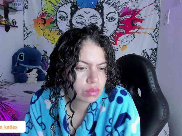 Just-katiex Just-katiex