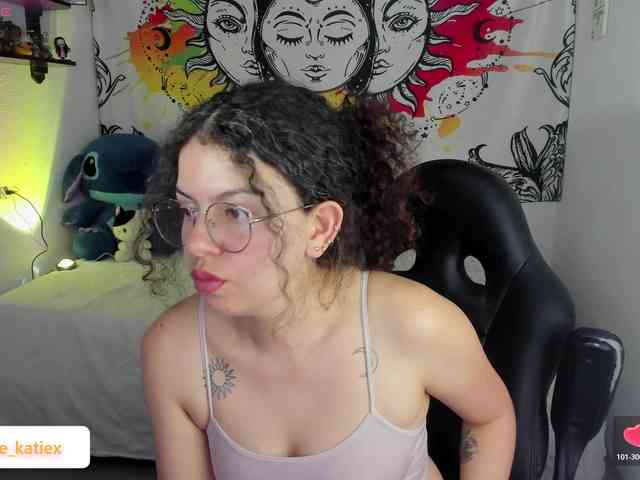 Just-katiex Just-katiex