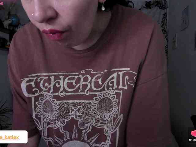 Just-katiex Just-katiex