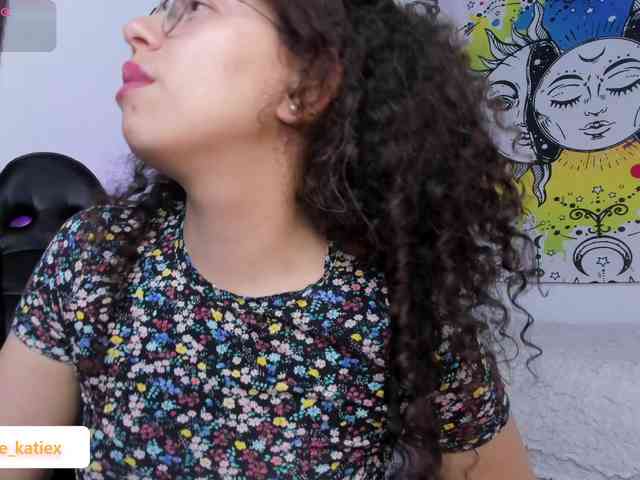 Just-katiex Just-katiex