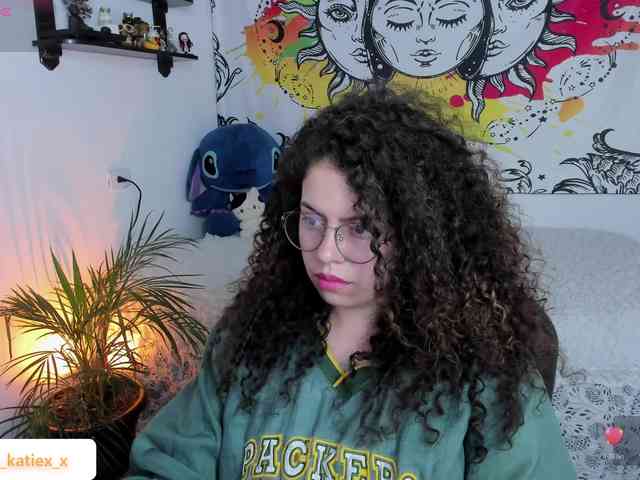 Just-katiex Just-katiex